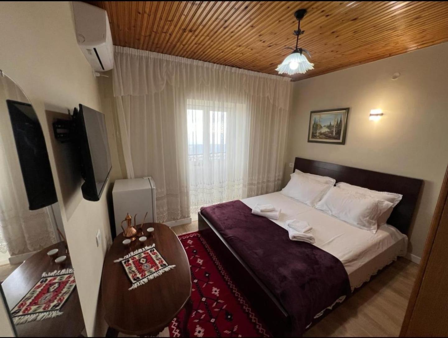 Garden Villa Guni Круя Экстерьер фото