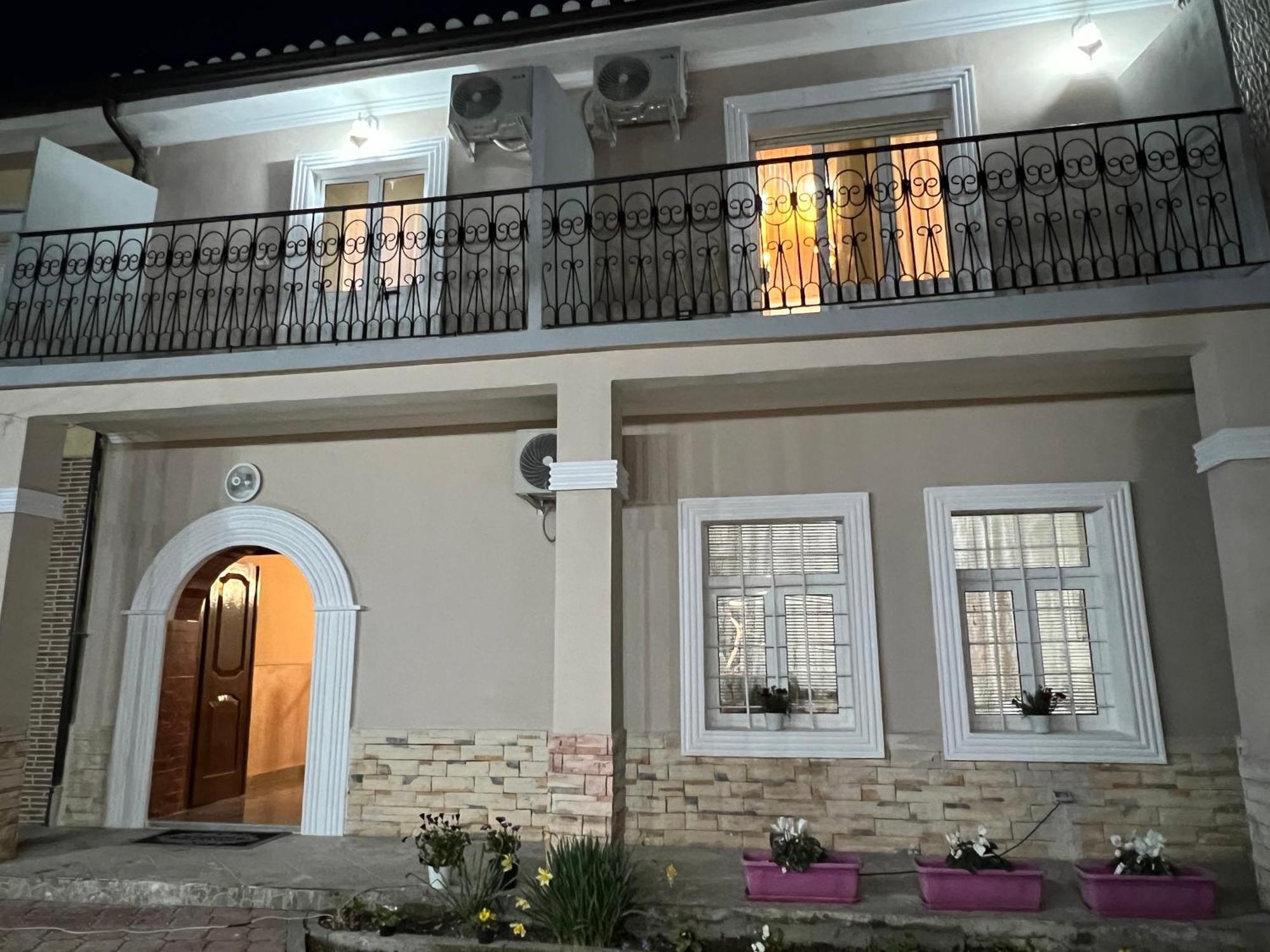 Garden Villa Guni Круя Экстерьер фото